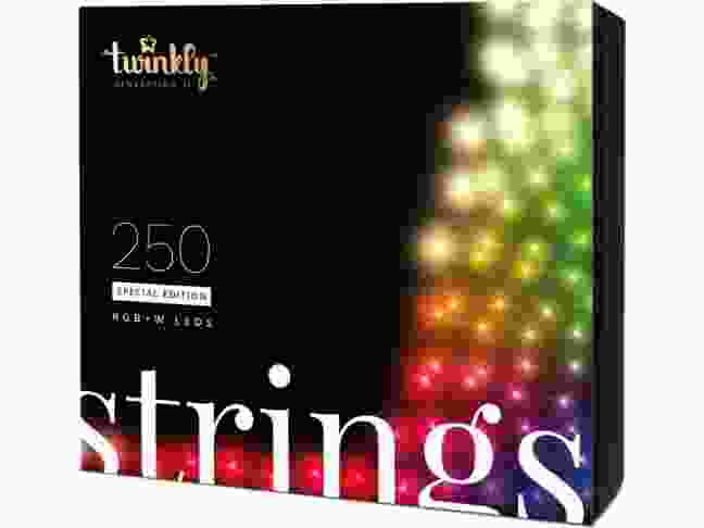 Лінійна гірлянда Twinkly Smart LED Strings RGBW 250 BT+WiFi Gen II IP44 кабель чорний (TWS250SPP-BEU)