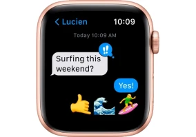 Смарт-часы Apple Watch SE GPS 44mm Gold Aluminum Case w. Starlight Sport Band (MKQ53)