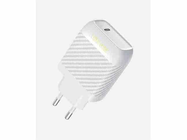 Мережевий зарядний пристрій Luxe Cube Dynamic 18W (1USBх3A) White (4446689880643)