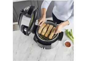 Мультиварка-скороварка Ninja Foodi 6L SmartLid Multi Cooker OL550EU