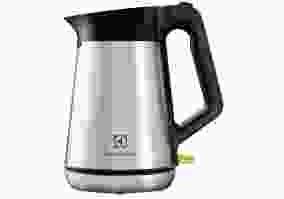 Электрочайник Electrolux EEWA 5300